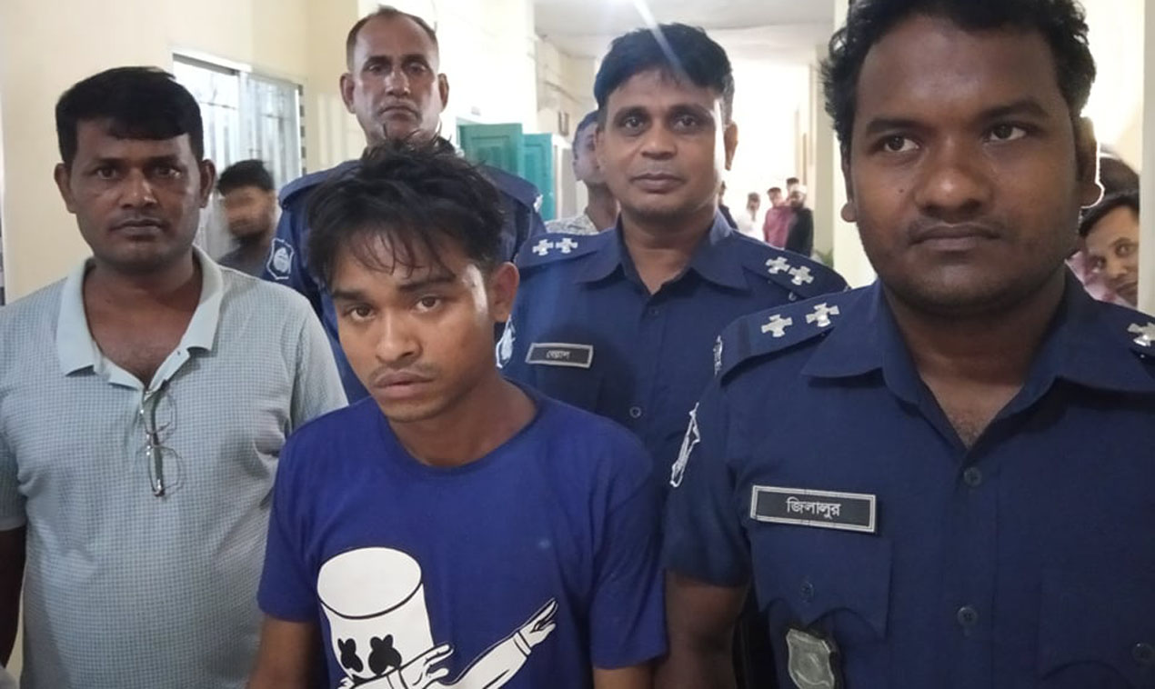 বগুড়ায় শিশু কন্যাকে ধর্ষণের অভিযোগে সৎ বাবা গ্রেফতার