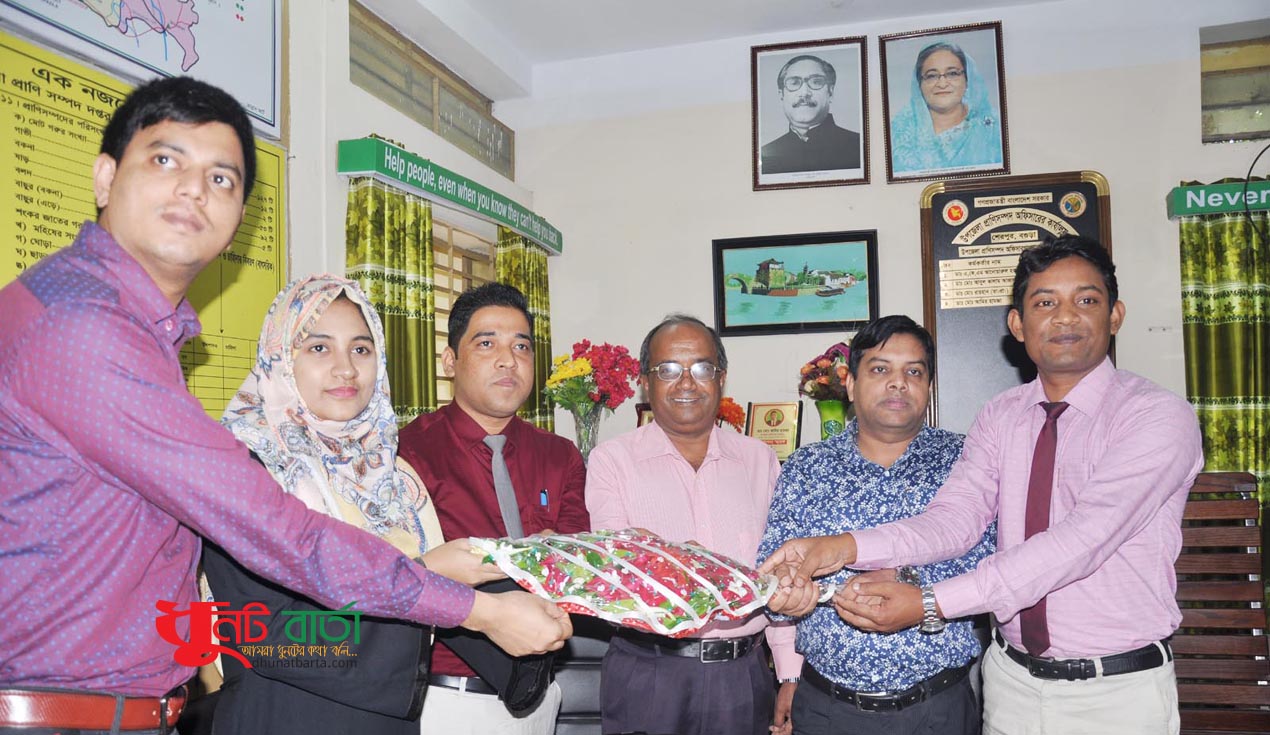 শেরপুরে প্রাণিসম্পদ সম্প্রসারণ কর্মকর্তাকে সংবর্ধনা